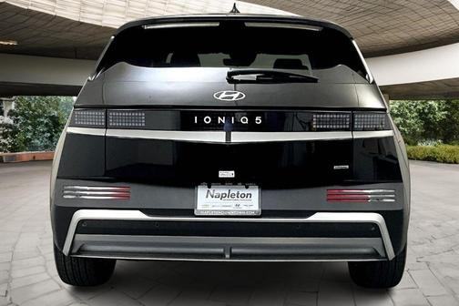 2025 Hyundai IONIQ 5 SE