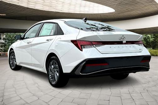2025 Hyundai ELANTRA HEV Blue
