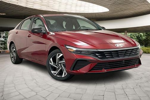 2025 Hyundai ELANTRA HEV SEL