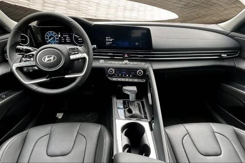 2025 Hyundai ELANTRA HEV Limited