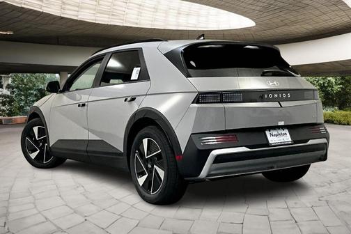 2025 Hyundai IONIQ 5 SEL