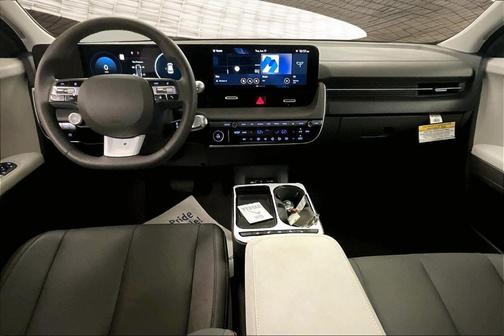 2025 Hyundai IONIQ 5 SEL