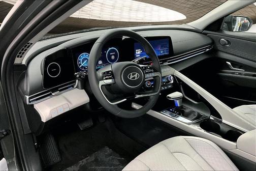 2025 Hyundai ELANTRA HEV Limited