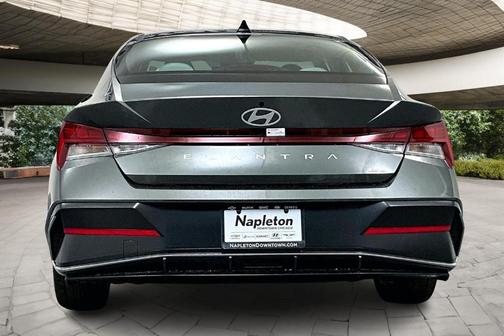 2025 Hyundai ELANTRA HEV Limited