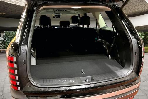 Abyss Black Pearl 2026 Hyundai Palisade Hybrid SEL 8P