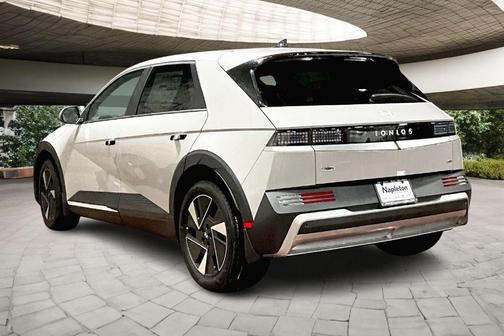 2026 Hyundai IONIQ 5 SE