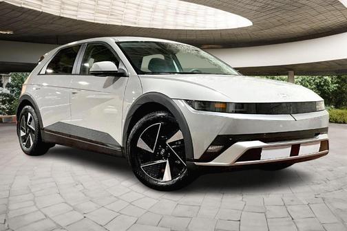 2026 Hyundai IONIQ 5 SE