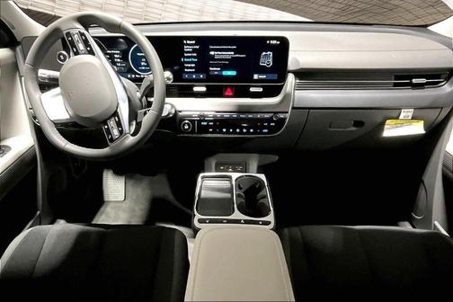 2026 Hyundai IONIQ 5 SE