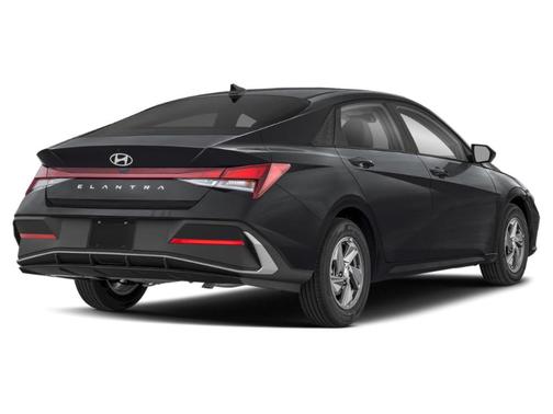 Black 2026 Hyundai ELANTRA SE