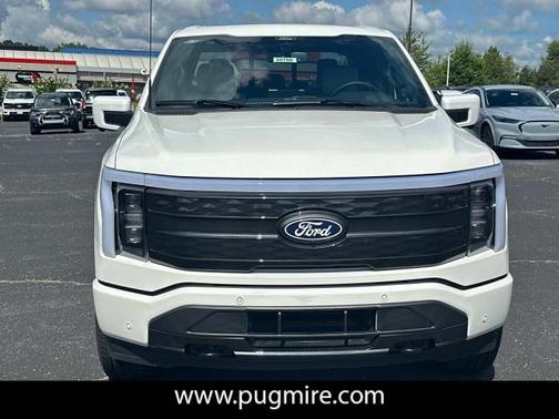2025 Ford F-150 Lightning Platinum