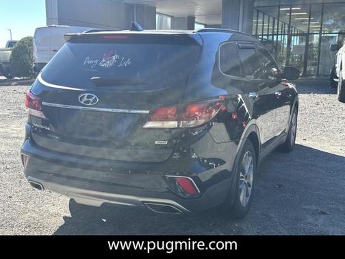 2018 Hyundai SANTA FE SE