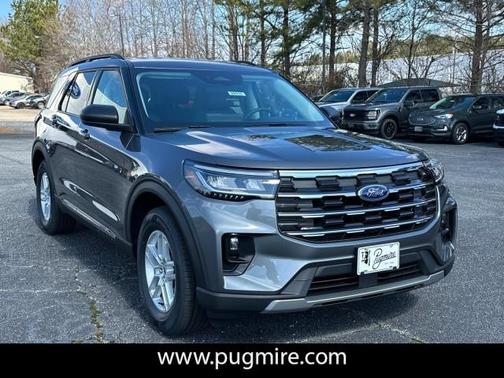 2025 Ford Explorer Active RWD