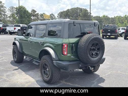 Eruption Green Metallic 2023 Ford Bronco Badlands