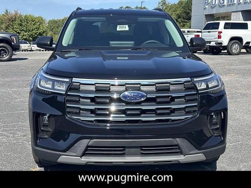 2025 Ford Explorer Active RWD
