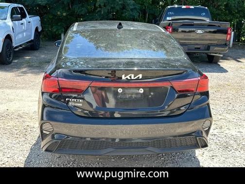 2022 Kia Forte FE