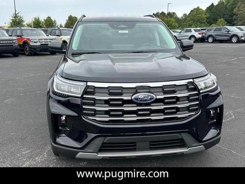 2025 Ford Explorer Active RWD