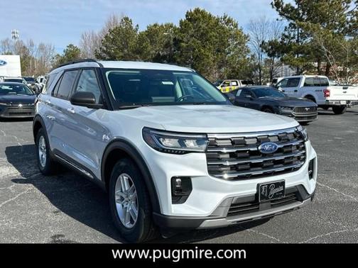 2025 Ford Explorer Active RWD