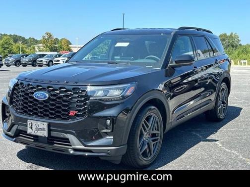 2025 Ford Explorer ST RWD