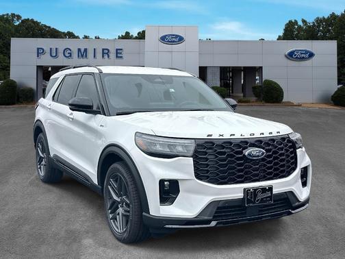 2025 Ford Explorer ST-Line RWD