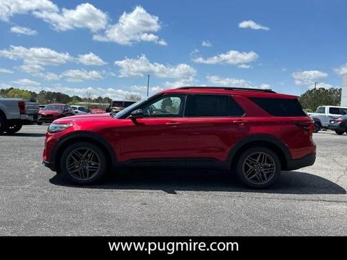 2025 Ford Explorer ST 4WD