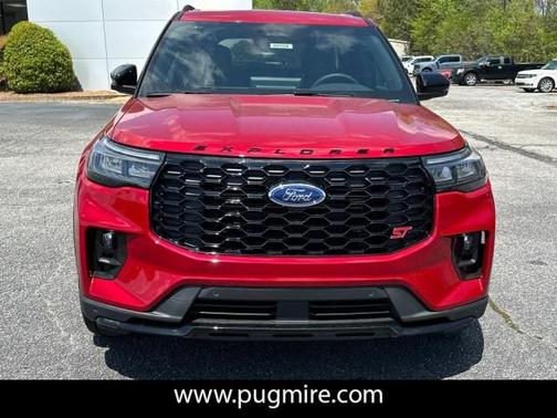 2025 Ford Explorer ST 4WD