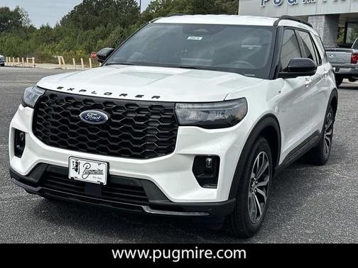 2025 Ford Explorer ST-Line RWD