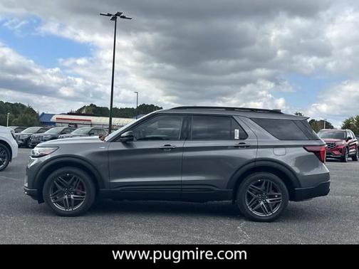 2025 Ford Explorer ST-Line 4WD