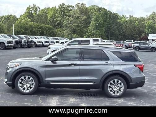 Carbonized Gray 2026 Ford Explorer Platinum