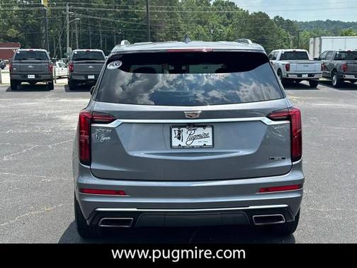 2022 Cadillac XT6 Premium Luxury FWD