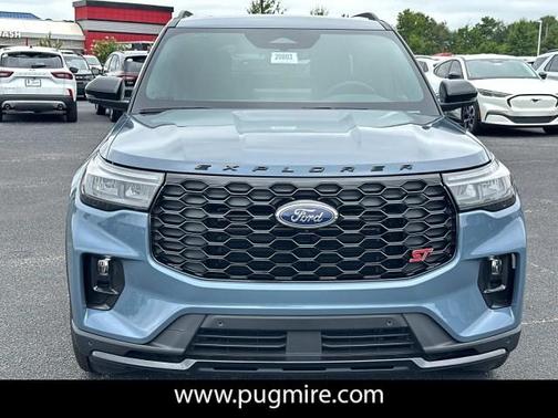 2025 Ford Explorer ST RWD