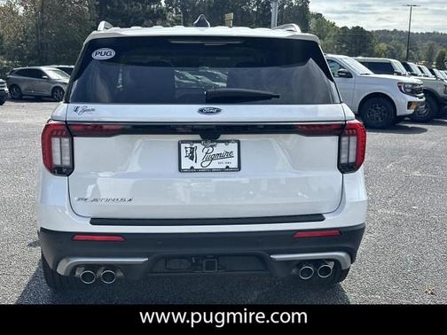 2025 Ford Explorer Platinum RWD