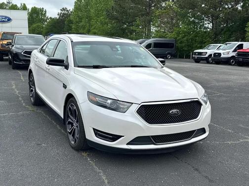 2017 Ford Taurus SHO