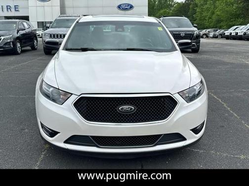 2017 Ford Taurus SHO