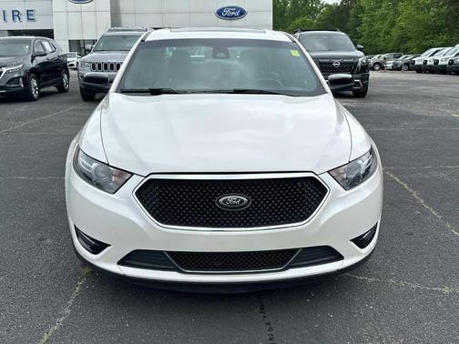 2017 Ford Taurus SHO
