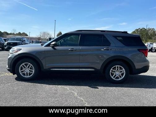 2025 Ford Explorer Active RWD