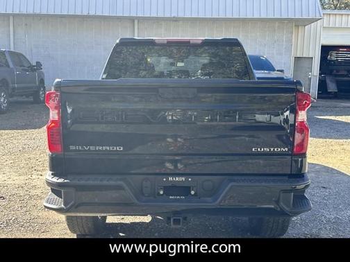 2023 Chevrolet Silverado 1500 Custom Trail Boss