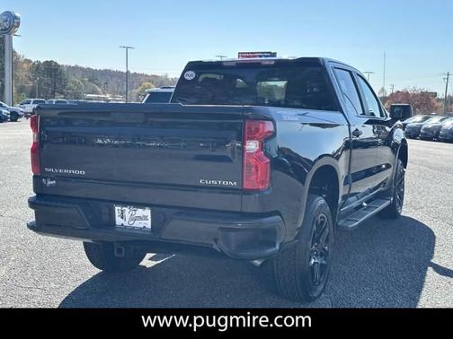 2023 Chevrolet Silverado 1500 Custom Trail Boss