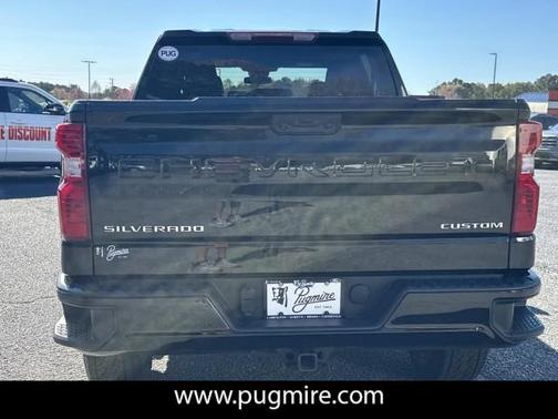 2023 Chevrolet Silverado 1500 Custom Trail Boss