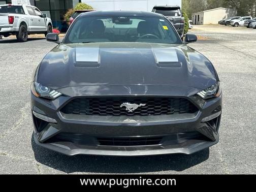 2022 Ford Mustang EcoBoost