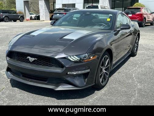 2022 Ford Mustang EcoBoost
