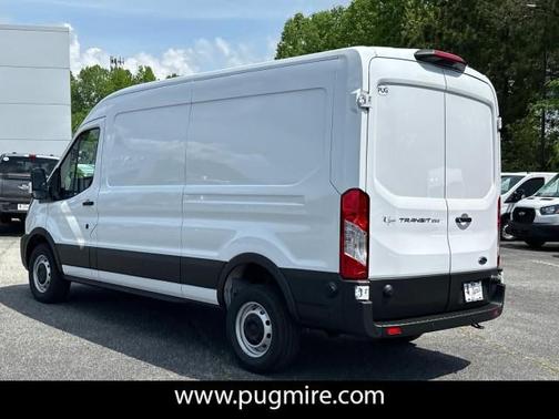 2025 Ford Transit-250 148 WB Medium Roof Cargo