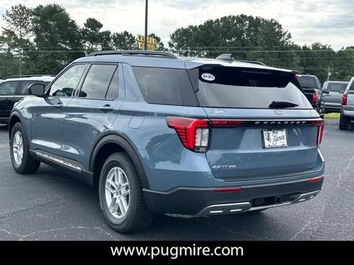 2025 Ford Explorer Active RWD