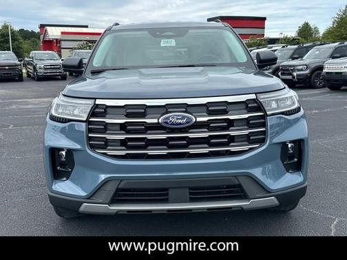 2025 Ford Explorer Active RWD