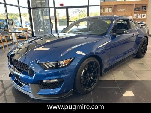 2017 Ford Shelby GT350 Base