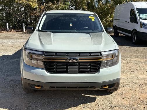 2024 Ford Maverick LARIAT Advanced