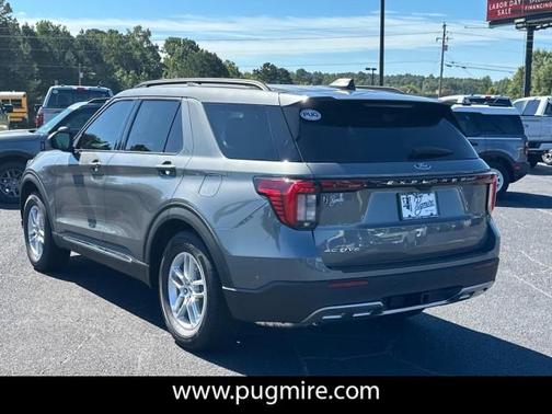 2025 Ford Explorer Active RWD