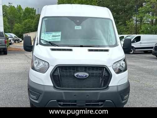 2025 Ford Transit-250 148 WB Medium Roof Cargo