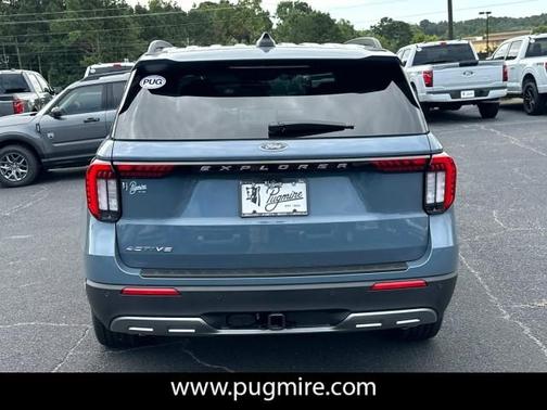 2025 Ford Explorer Active RWD