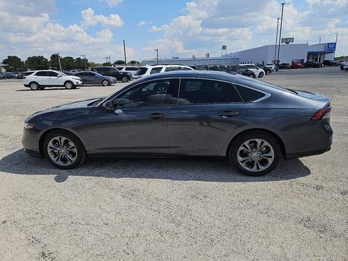 2023 Honda Accord Hybrid 