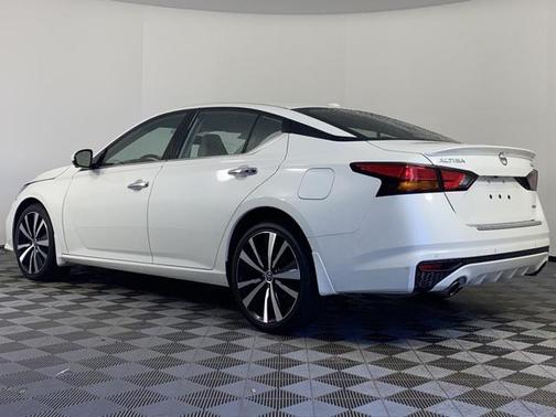 2022 Nissan Altima Platinum Intelligent AWD